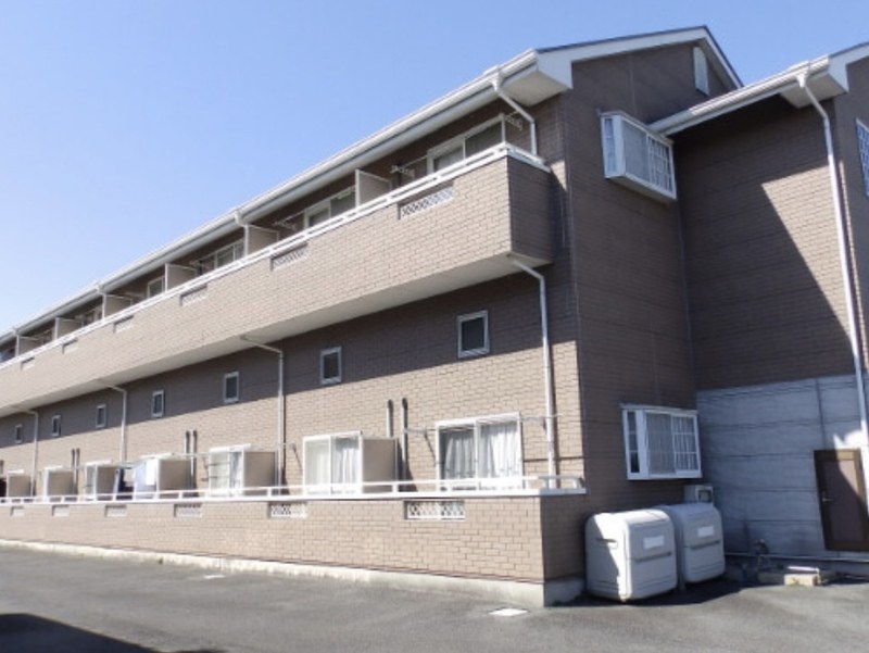 プラザコート西富田の物件画像